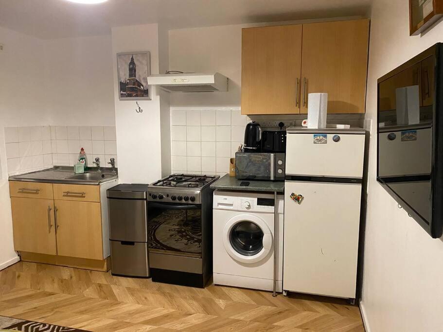 2 Bedroom Flat Camberwell Grove Λονδίνο Εξωτερικό φωτογραφία