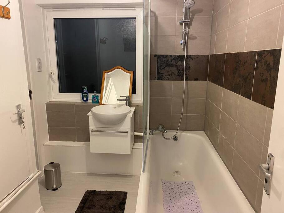 2 Bedroom Flat Camberwell Grove Λονδίνο Εξωτερικό φωτογραφία